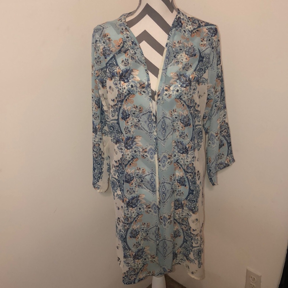 Pretty light blue kimono